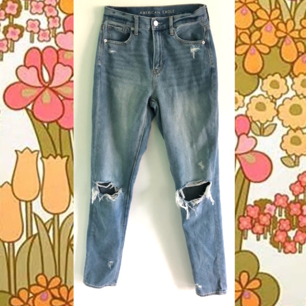 American Eagle Ripped Mom Jeans